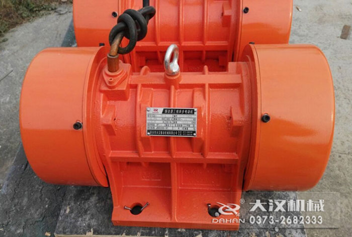 YZU振動(dòng)電機(jī) YZU振動(dòng)電機(jī)