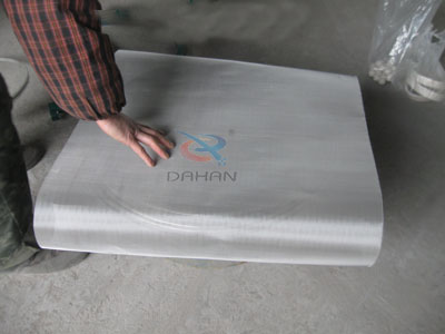 不銹鋼振動篩換網(wǎng)步驟2 不銹鋼振動篩換網(wǎng)步驟2